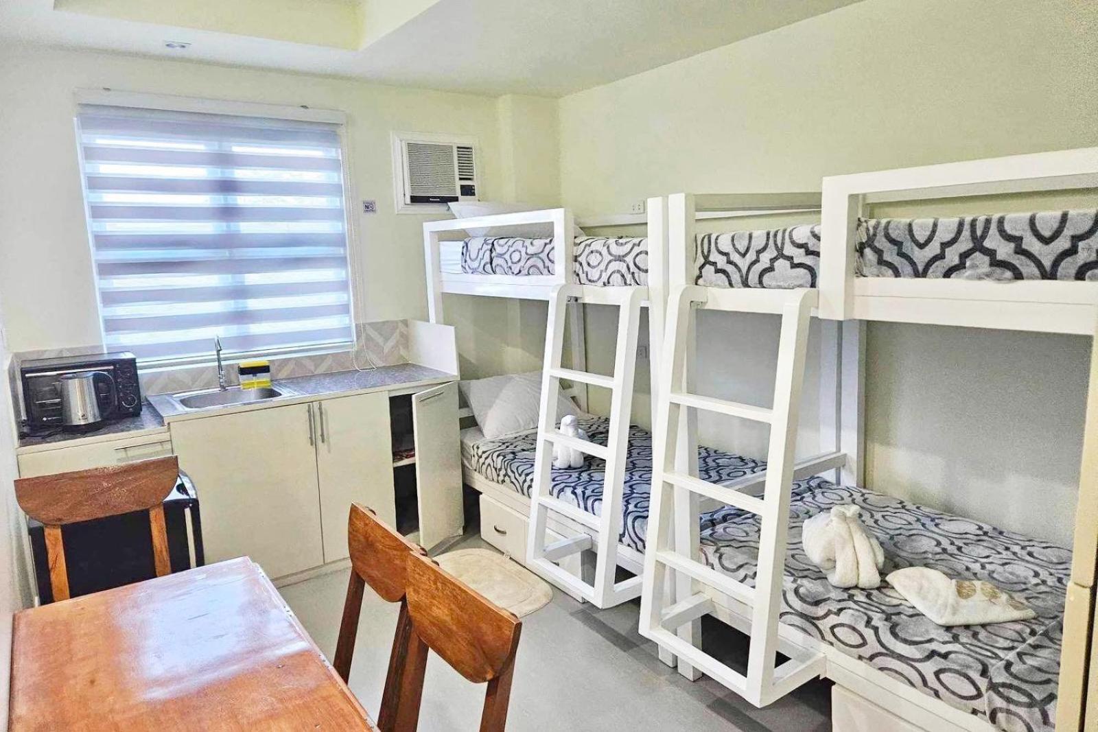 bahay-panuluyan Accessline Boracay Powered By Cocotel